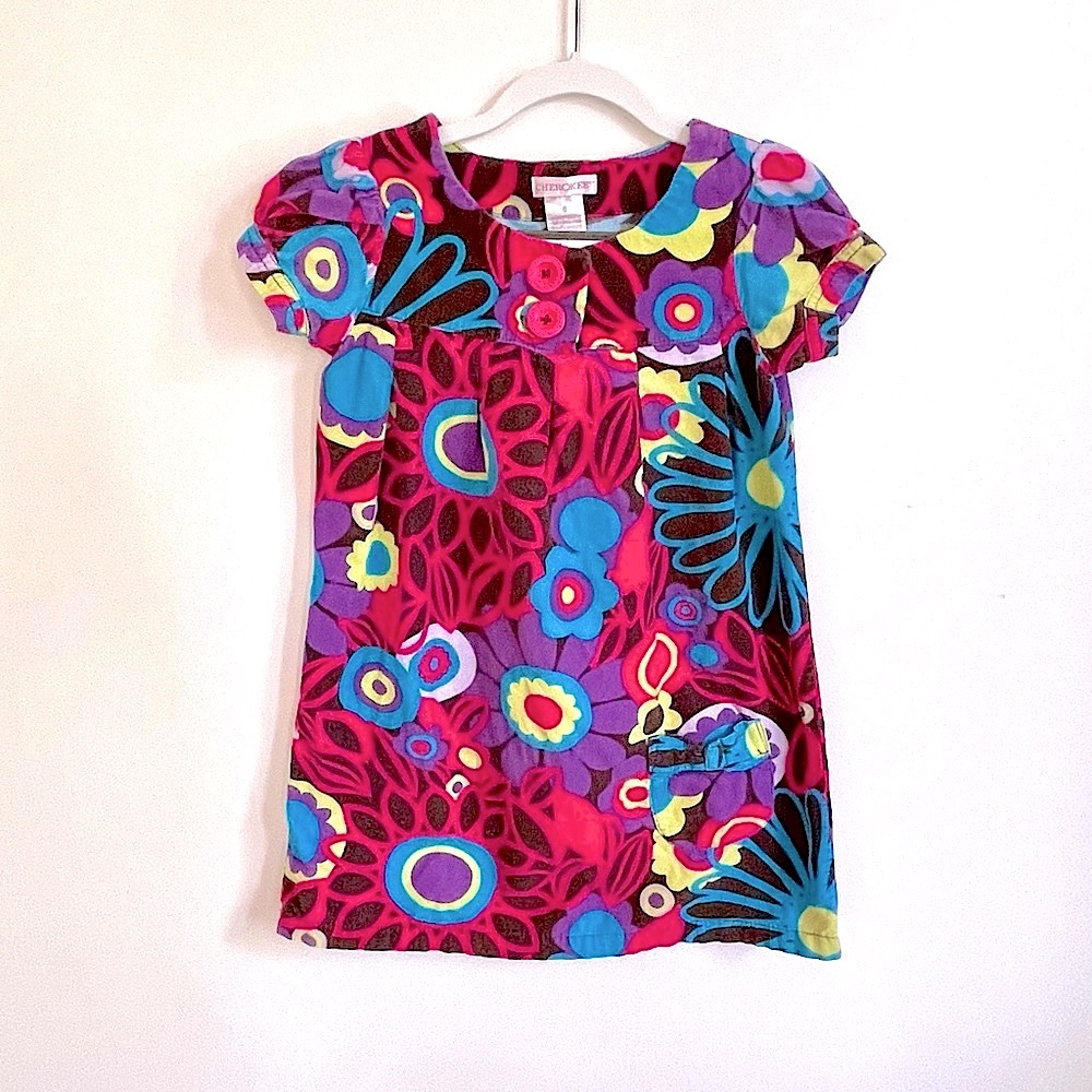 Beautiful Corduroy Dress, Vintage with Pockets! Lightweight Soft Bright Floral